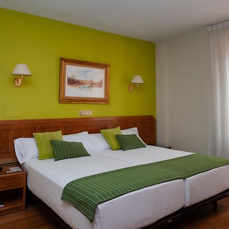 Hotel Don Carmelo Avila Exterior photo